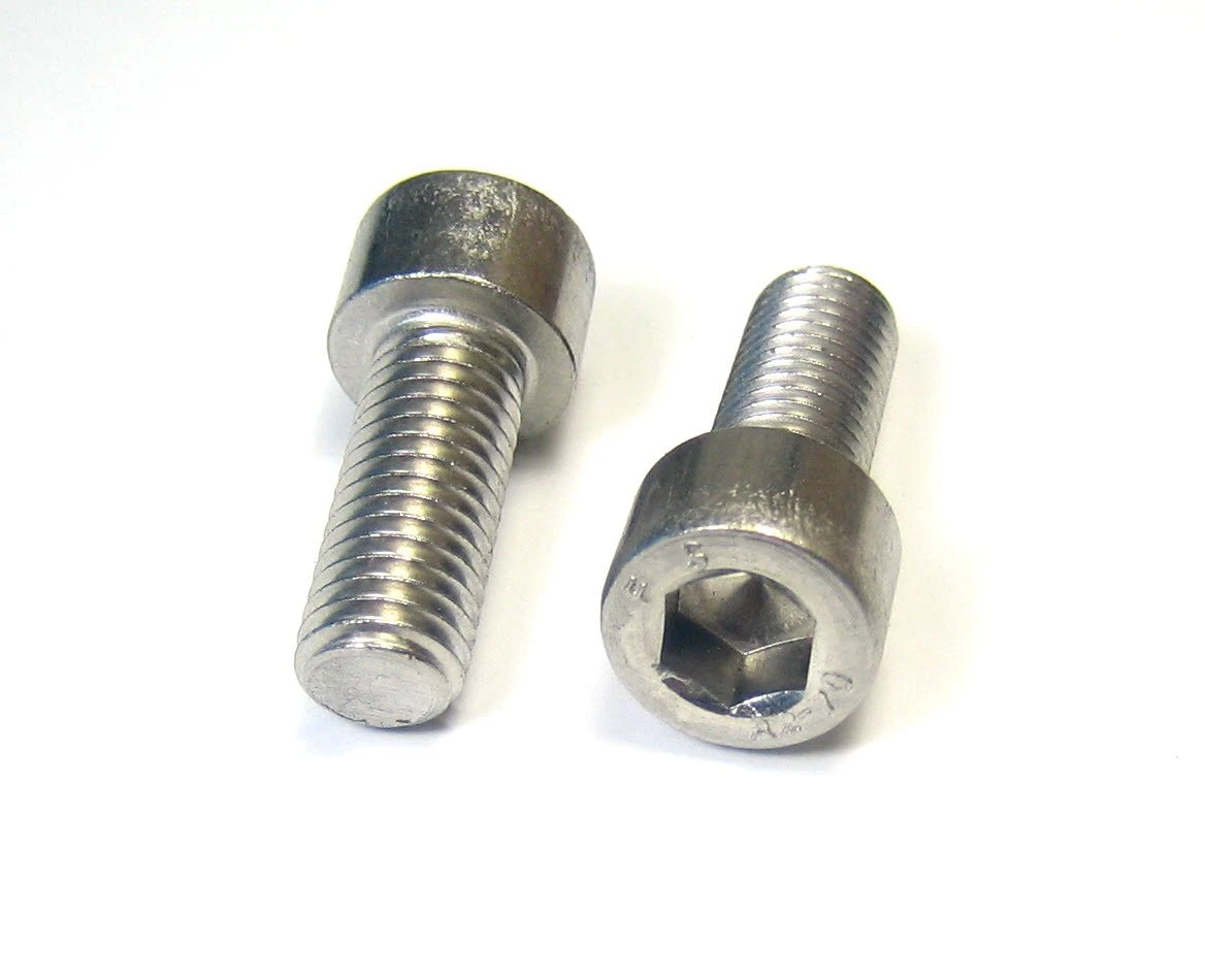 helmshardware5309755